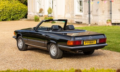 Lot 285 - 1983 Mercedes-Benz 380SL / 500SL