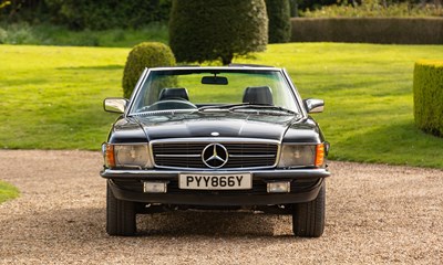 Lot 285 - 1983 Mercedes-Benz 380SL / 500SL
