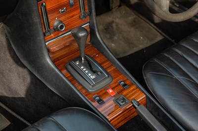 Lot 285 - 1983 Mercedes-Benz 380SL / 500SL