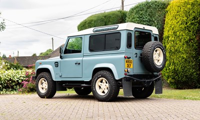 Lot 242 - 2002 Land Rover 90 Defender Overfinch