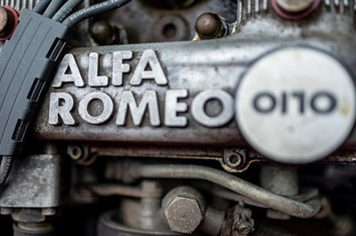 Lot 130 - 1990 Alfa Romeo Spider 2.0