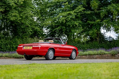 Lot 130 - 1990 Alfa Romeo Spider 2.0