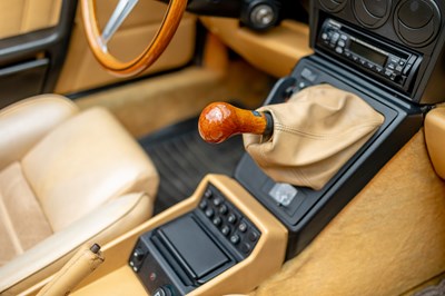 Lot 130 - 1990 Alfa Romeo Spider 2.0
