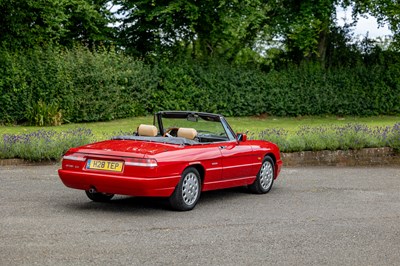 Lot 130 - 1990 Alfa Romeo Spider 2.0