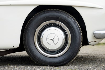 Lot 216 - 1961 Mercedes-Benz 190 SL