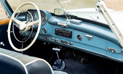 Lot 216 - 1961 Mercedes-Benz 190 SL