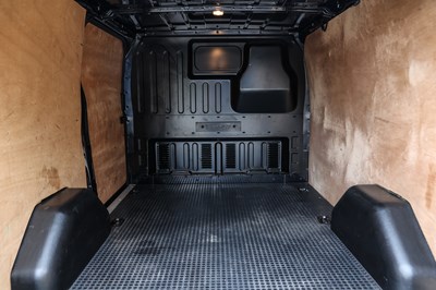 Lot 251 - 2009 Ford Transit Custom Sport Van