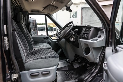 Lot 251 - 2009 Ford Transit Custom Sport Van