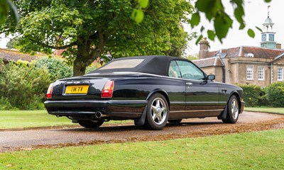 Lot 210 - 1999 Bentley Azure