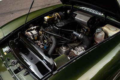 Lot 115 - 1995 MG RV8