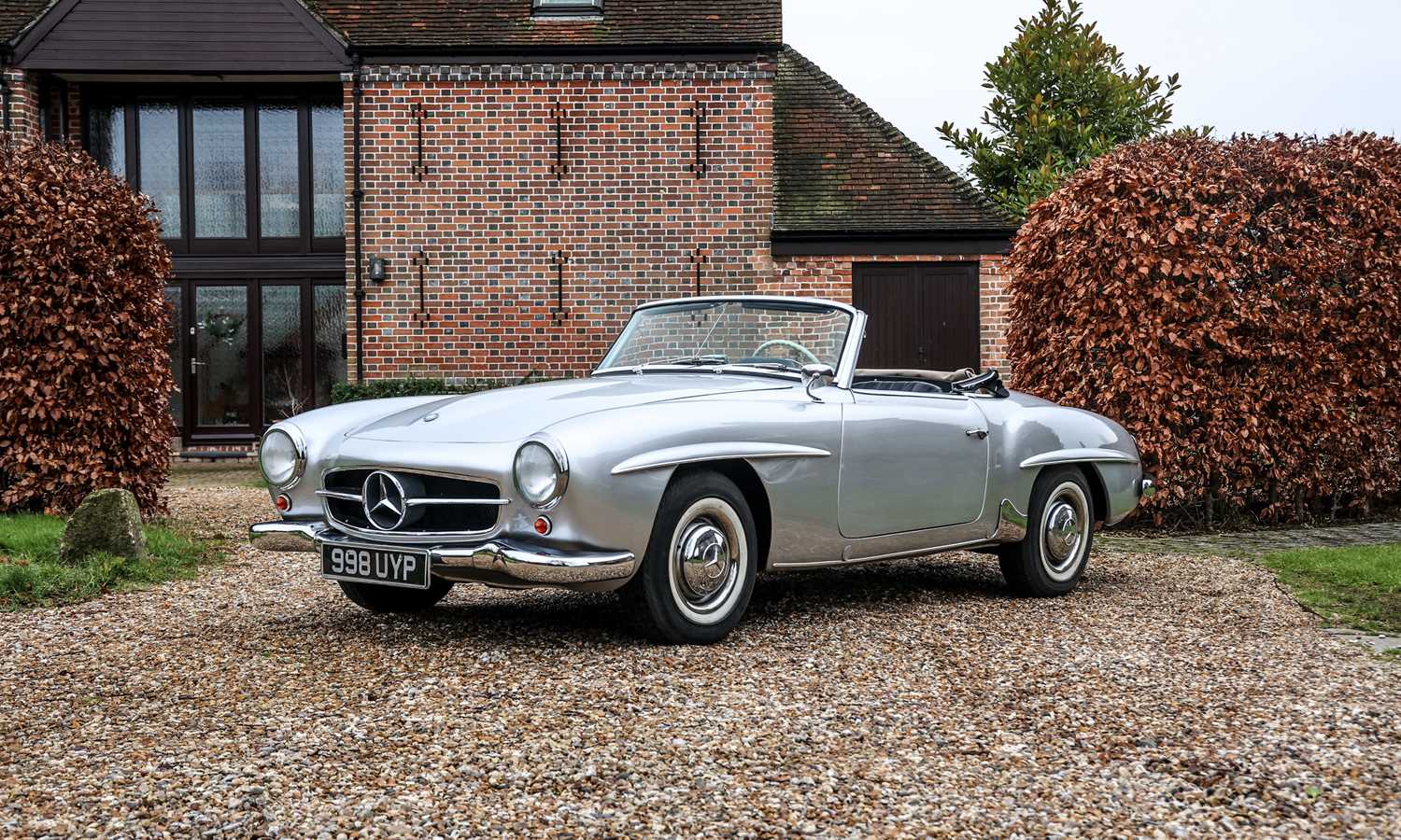 Lot 226 - 1960 Mercedes-Benz 190 SL Roadster
