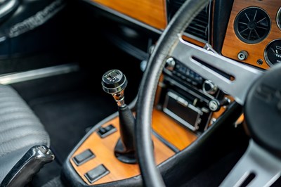 Lot 117 - 1976 Triumph Stag