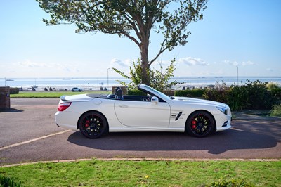 Lot 123 - 2015 Mercedes-Benz SL400 Mille Miglia 417 Edition