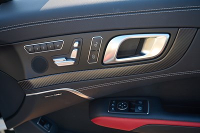 Lot 123 - 2015 Mercedes-Benz SL400 Mille Miglia 417 Edition