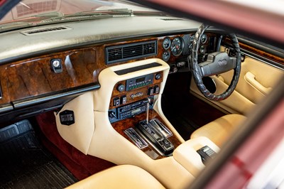 Lot 107 - 1990 Daimler Double Six Series III