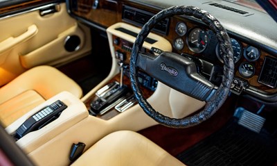 Lot 107 - 1990 Daimler Double Six Series III