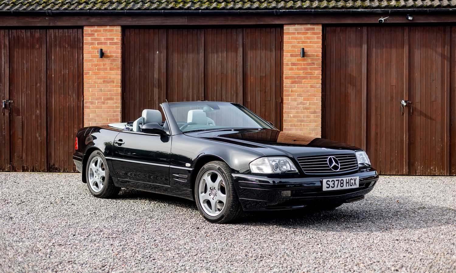 Lot 259 - 1999 Mercedes-Benz SL500