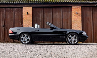 Lot 259 - 1999 Mercedes-Benz SL500