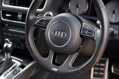 Lot 255 - 2014 Audi SQ5 3.0 V6 Turbo