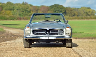 Lot 155 - 1968 Mercedes-Benz 280 SL Pagoda