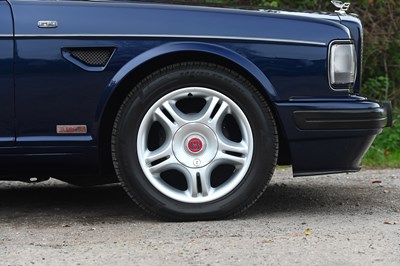 Lot 183 - 1996 Bentley Turbo R