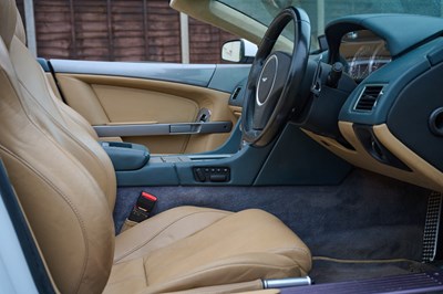 Lot 249 - 2009 Aston Martin DB9 Volante V12