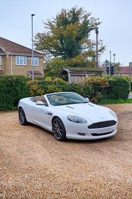 Lot 249 - 2009 Aston Martin DB9 Volante V12