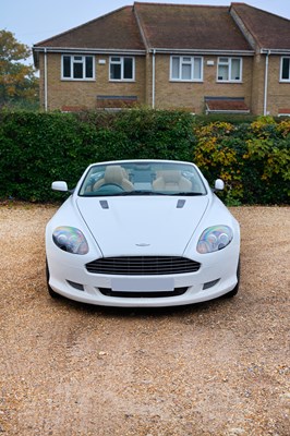 Lot 249 - 2009 Aston Martin DB9 Volante V12