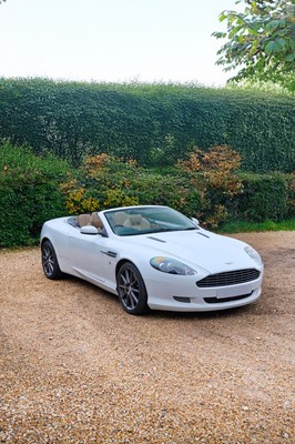 Lot 249 - 2009 Aston Martin DB9 Volante V12