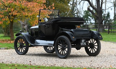 Lot 175 - 1925 Ford Model T Two Seat Runabout / Pick-Up Truck or Van