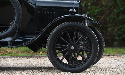 Lot 175 - 1925 Ford Model T Two Seat Runabout / Pick-Up Truck or Van