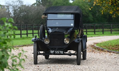 Lot 175 - 1925 Ford Model T Two Seat Runabout / Pick-Up Truck or Van
