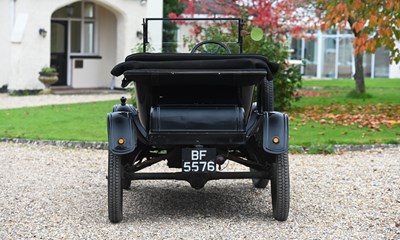 Lot 175 - 1925 Ford Model T Two Seat Runabout / Pick-Up Truck or Van
