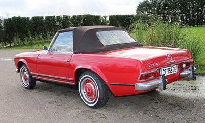 Lot 162 - 1964 Mercedes-Benz 230 SL Pagoda