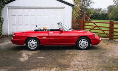 Lot 132 - 1992 Alfa Romeo Spider S4