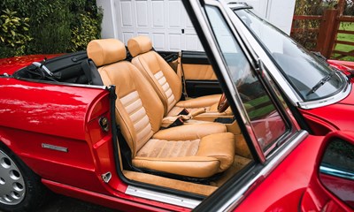 Lot 132 - 1992 Alfa Romeo Spider S4