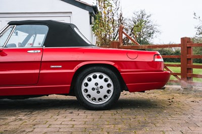 Lot 132 - 1992 Alfa Romeo Spider S4