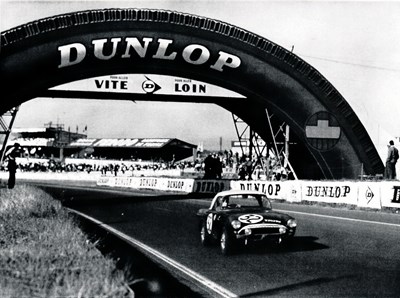 Lot 187 - 1962 Sunbeam Alpine 'Le Mans'