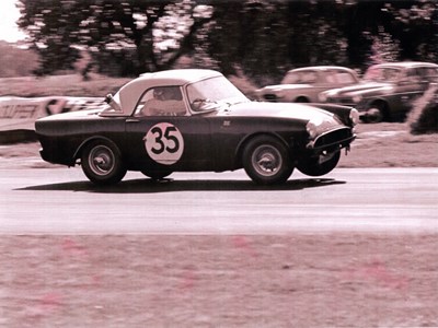 Lot 187 - 1962 Sunbeam Alpine 'Le Mans'