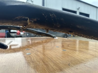 Lot 12 - Hooded Gig Horse Carriage