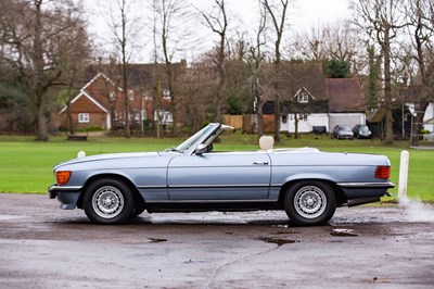 Lot 1 - 1985 Mercedes-Benz 500SL