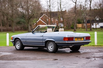 Lot 1 - 1985 Mercedes-Benz 500SL