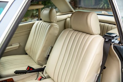 Lot 1 - 1985 Mercedes-Benz 500SL