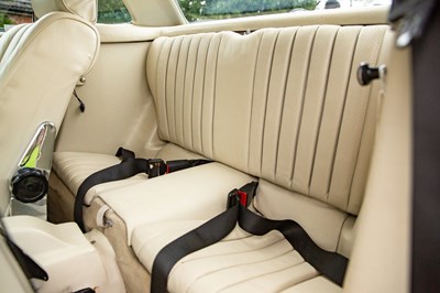 Lot 1 - 1985 Mercedes-Benz 500SL