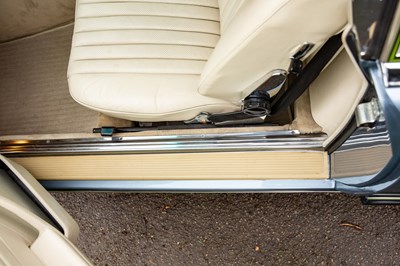 Lot 1 - 1985 Mercedes-Benz 500SL