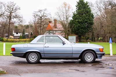 Lot 1 - 1985 Mercedes-Benz 500SL