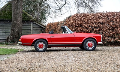 Lot 180 - 1971 Mercedes-Benz 280 SL Pagoda