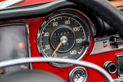 Lot 180 - 1971 Mercedes-Benz 280 SL Pagoda