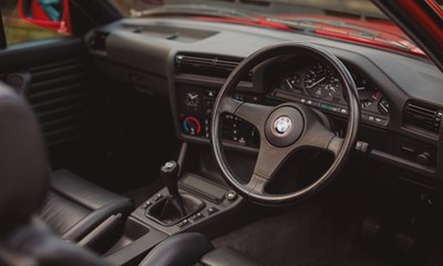 Lot 172 - 1993 BMW 318i Lux Convertible