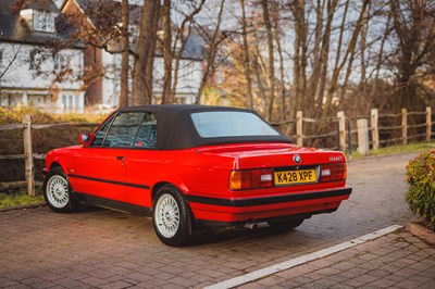 Lot 172 - 1993 BMW 318i Lux Convertible